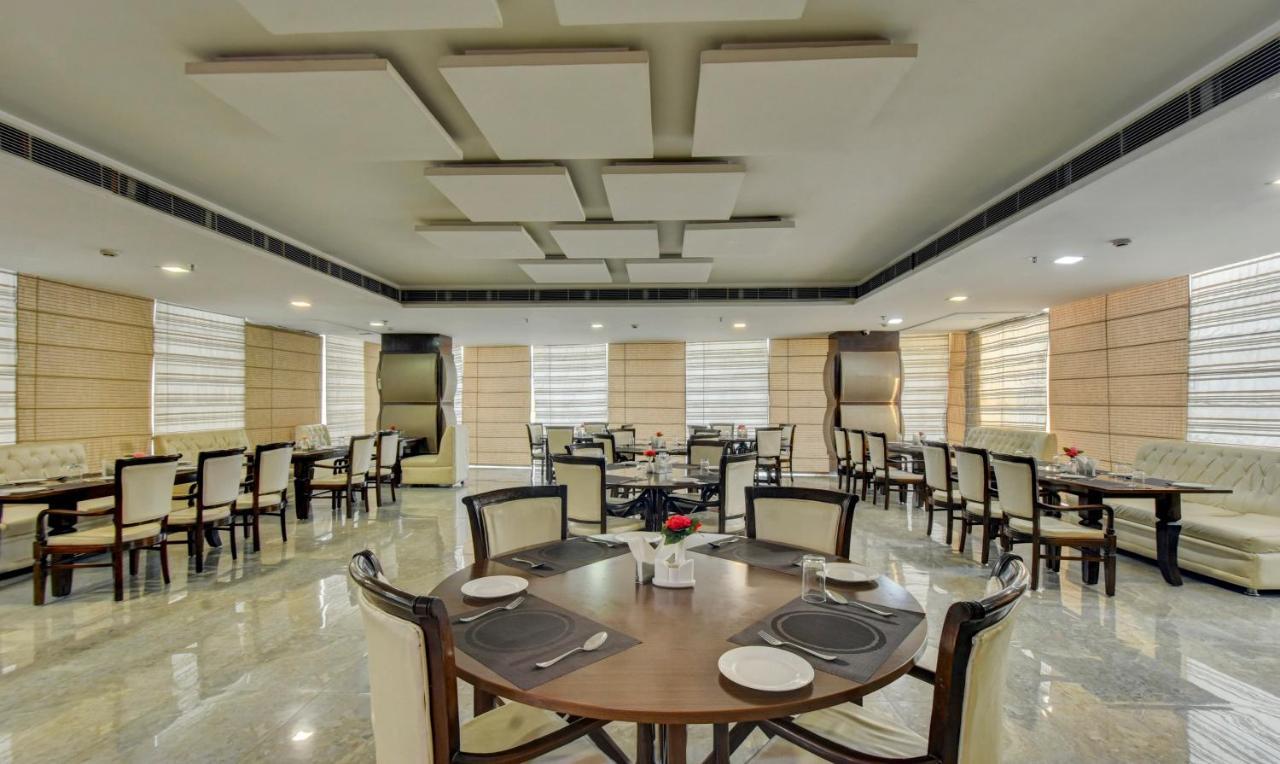 Treebo Elysee, Patel Nagar 데라둔 외부 사진